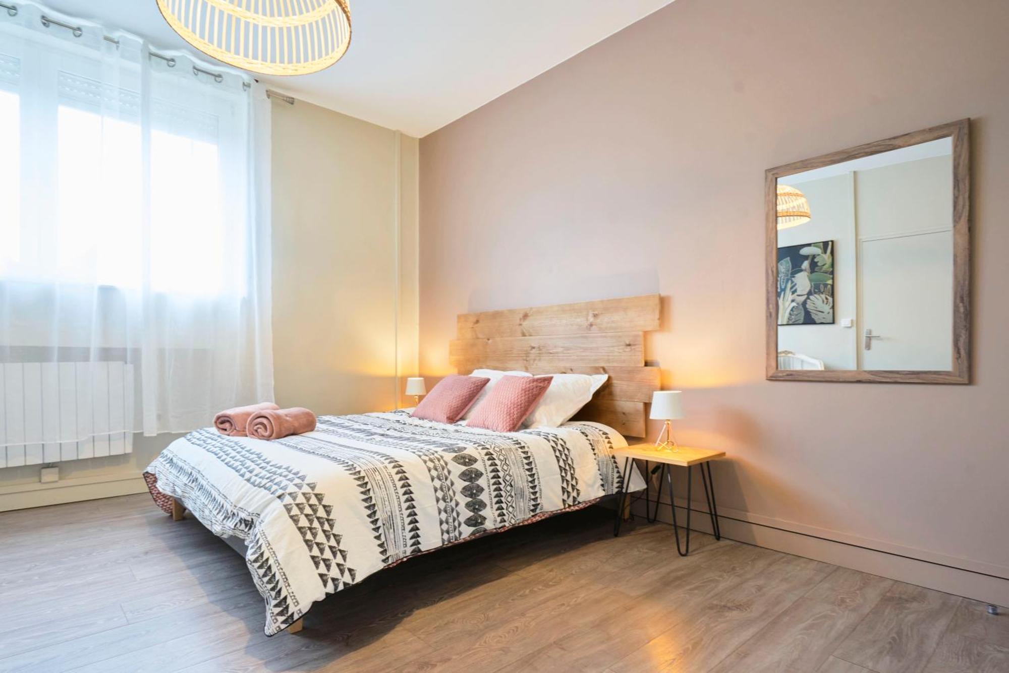 Апартаменти Locationstourcoing - Le 100 Екстер'єр фото